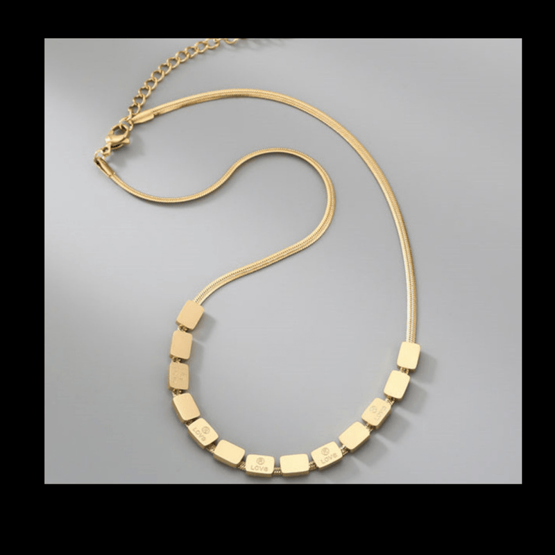 Square Bar Necklace mambillia 